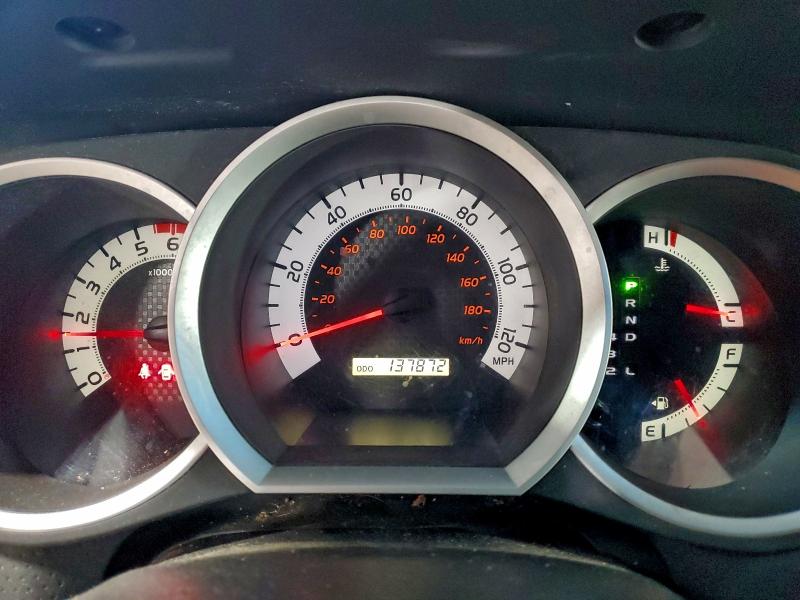 Фото 9 - TOYOTA TACOMA