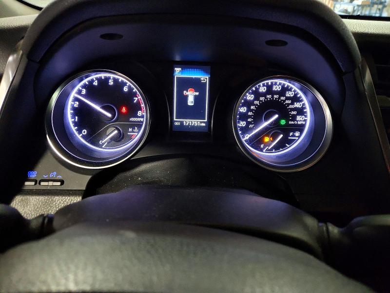 Фото 9 - TOYOTA CAMRY