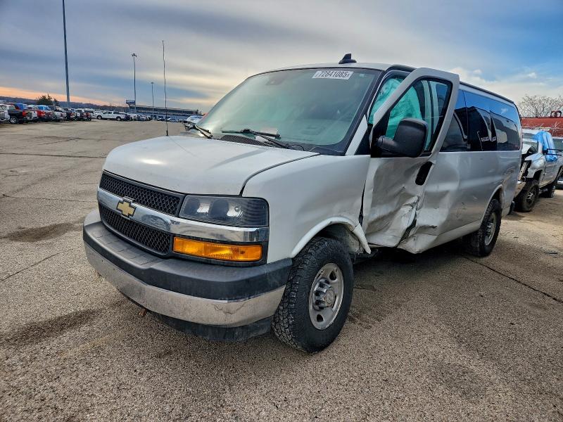 Фото 1 - CHEVROLET EXPRESS