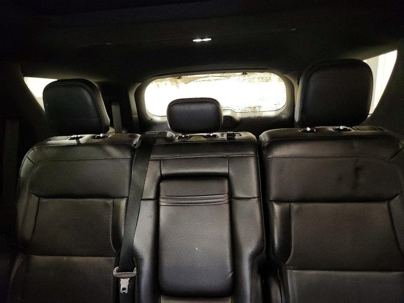 Фото 10 - FORD EXPLORER