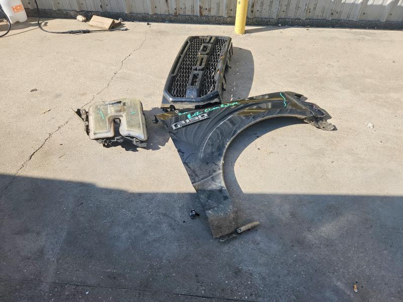 Фото 12 - FORD F-150