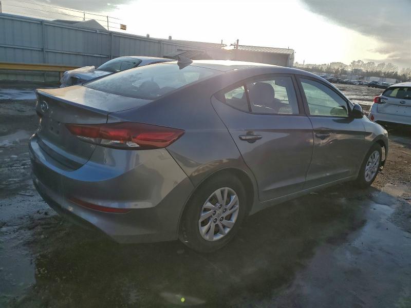 Фото 3 - HYUNDAI ELANTRA