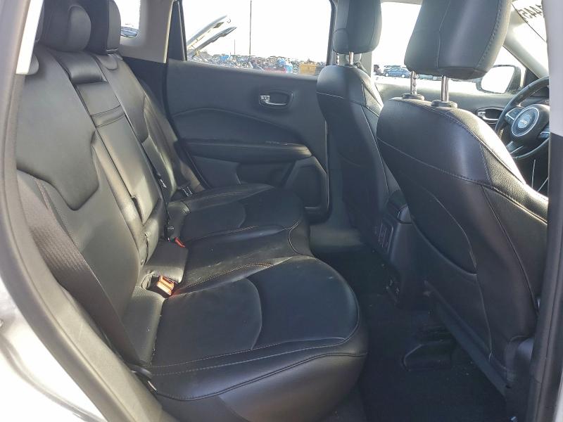 Фото 10 - JEEP COMPASS