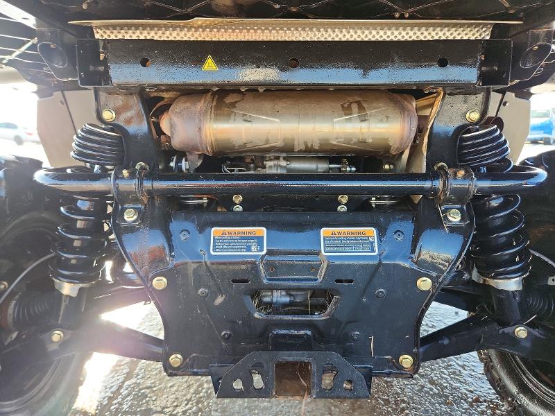 CAN-AM DEFENDER X 2025