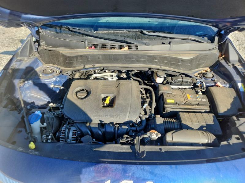 Фото 11 - KIA SELTOS