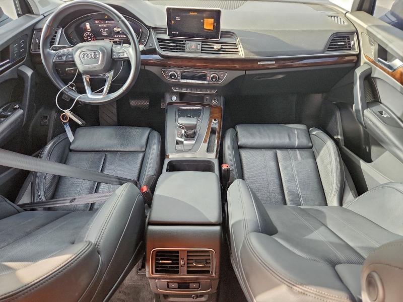 Фото 8 - AUDI Q5