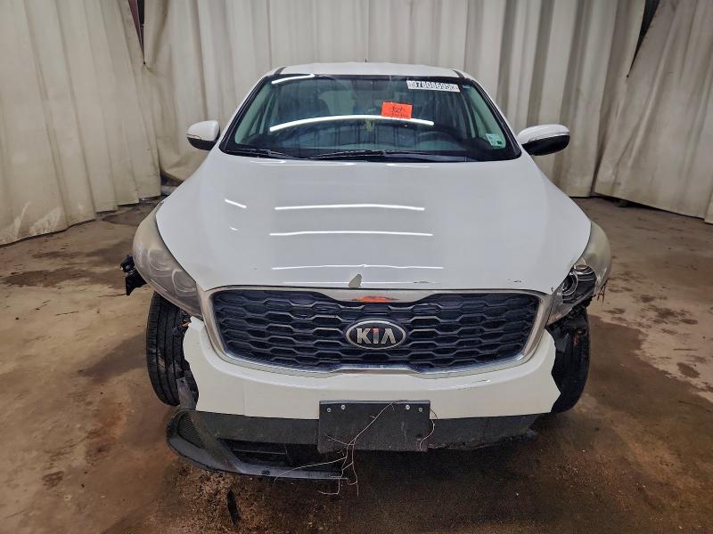 Фото 5 - KIA SORENTO