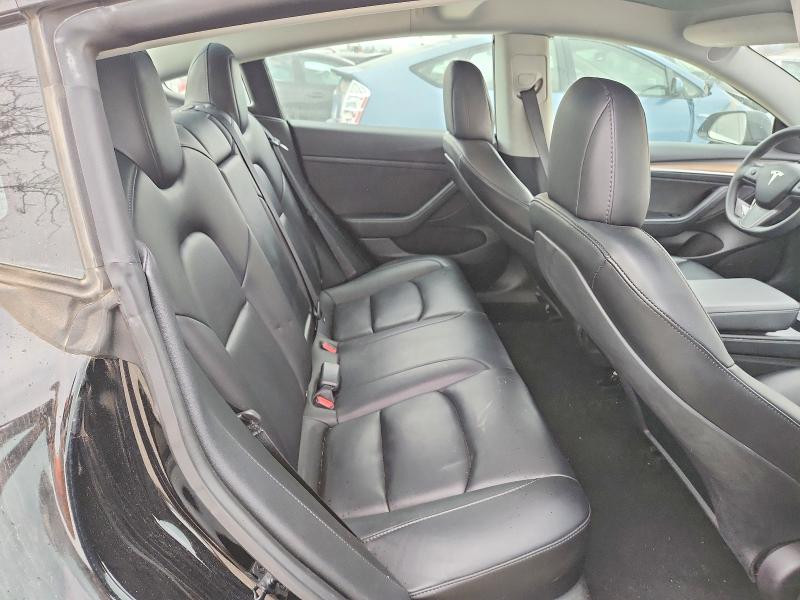 Фото 10 - TESLA MODEL 3