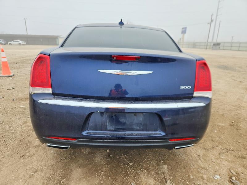 Фото 6 - CHRYSLER 300