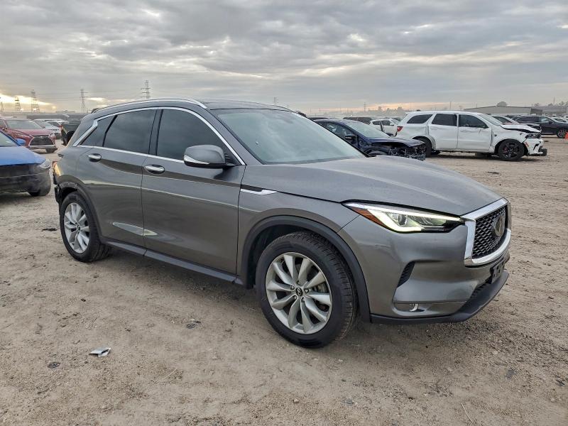 Фото 4 - INFINITI QX50