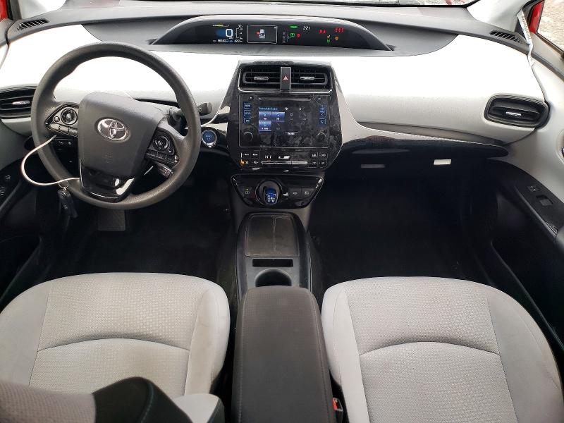 Фото 8 - TOYOTA PRIUS