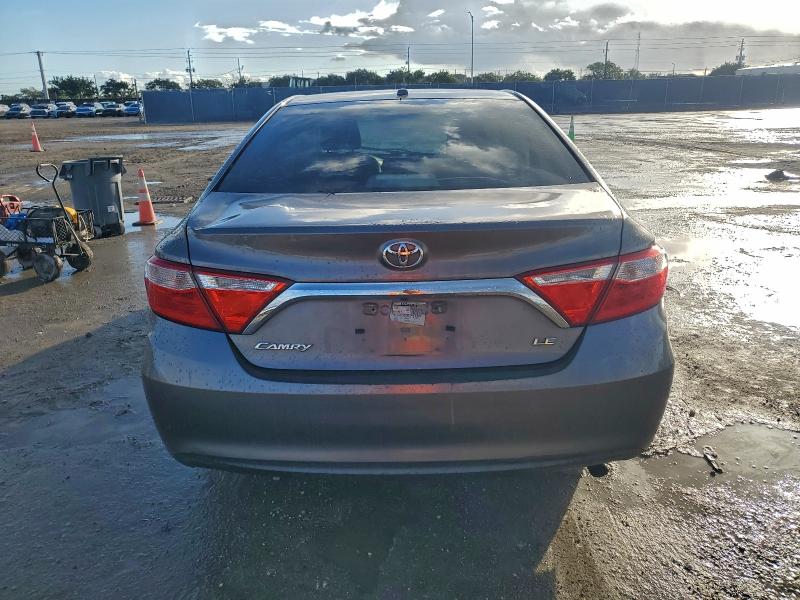 Фото 6 - TOYOTA CAMRY