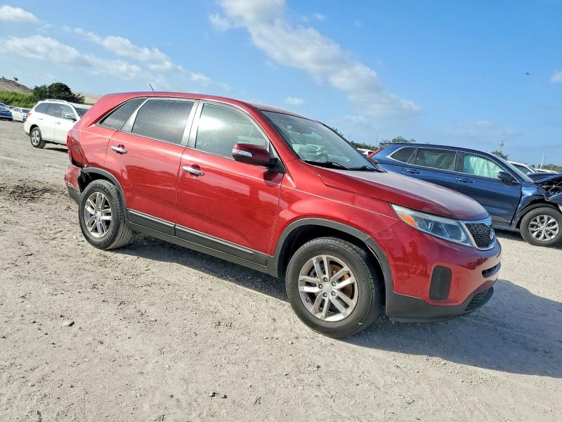 Фото 4 - KIA SORENTO