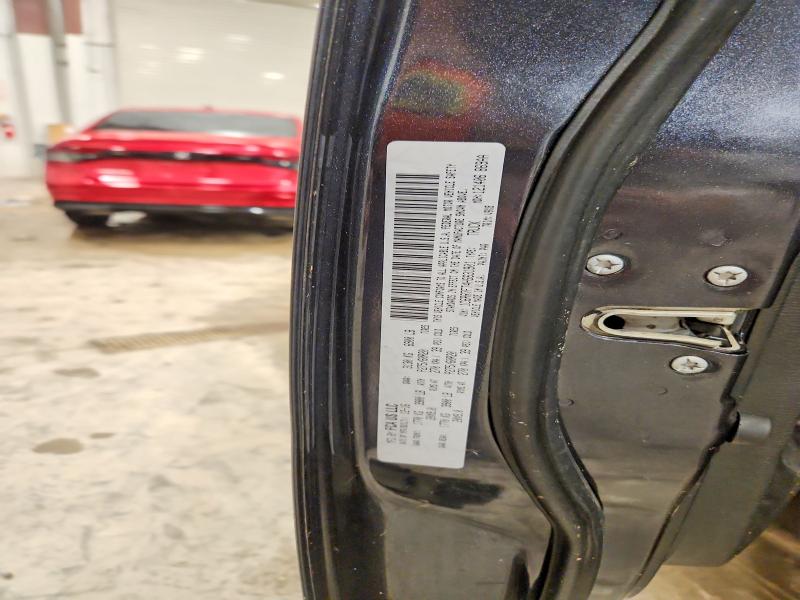 Фото 12 - RAM 1500