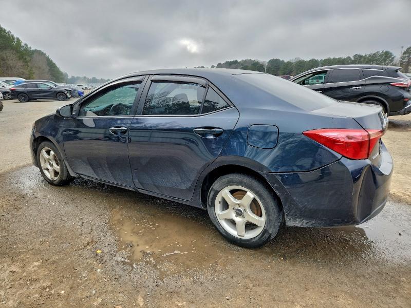 Фото 2 - TOYOTA COROLLA