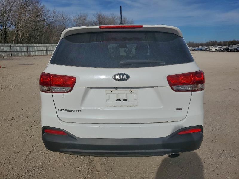 Фото 6 - KIA SORENTO