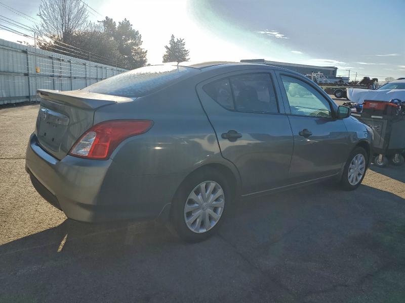 Фото 3 - NISSAN VERSA