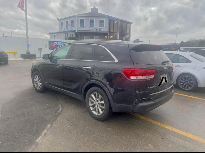 Фото 3 - KIA SORENTO