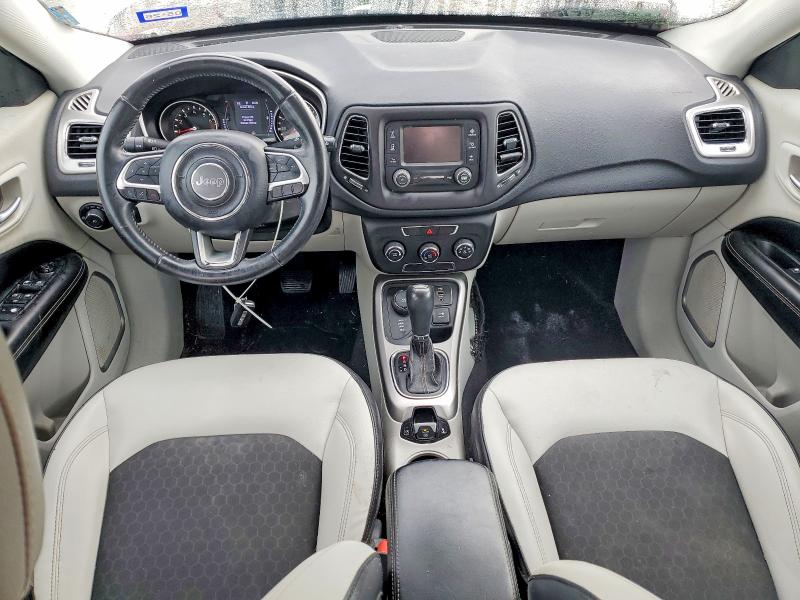 Фото 8 - JEEP COMPASS