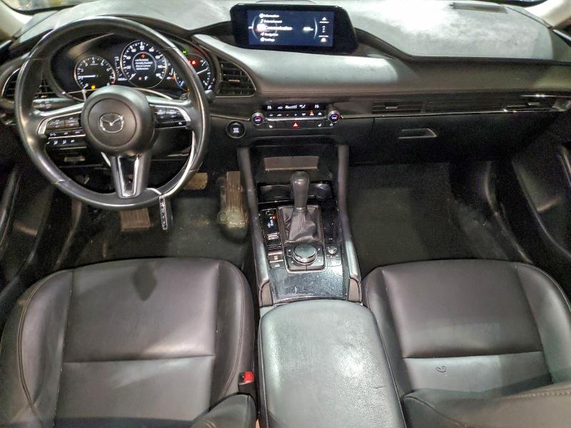 Фото 8 - MAZDA 3