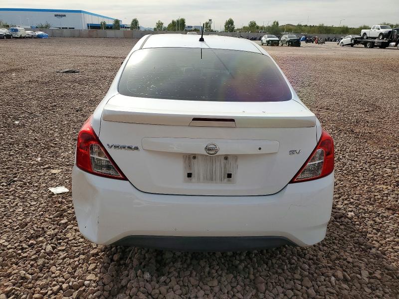 Фото 6 - NISSAN VERSA