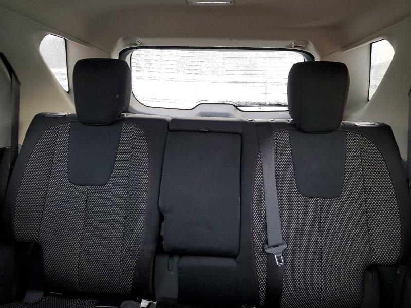 Фото 10 - CHEVROLET EQUINOX