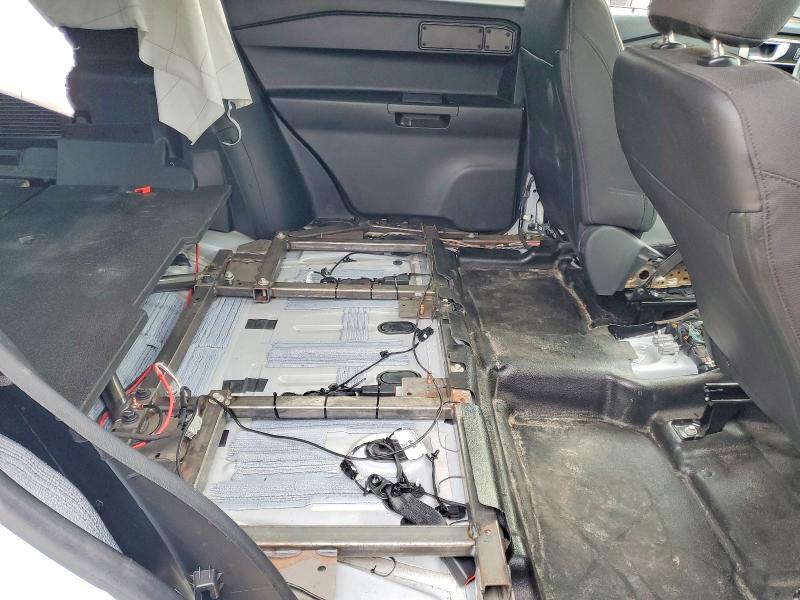 Фото 11 - FORD EXPLORER