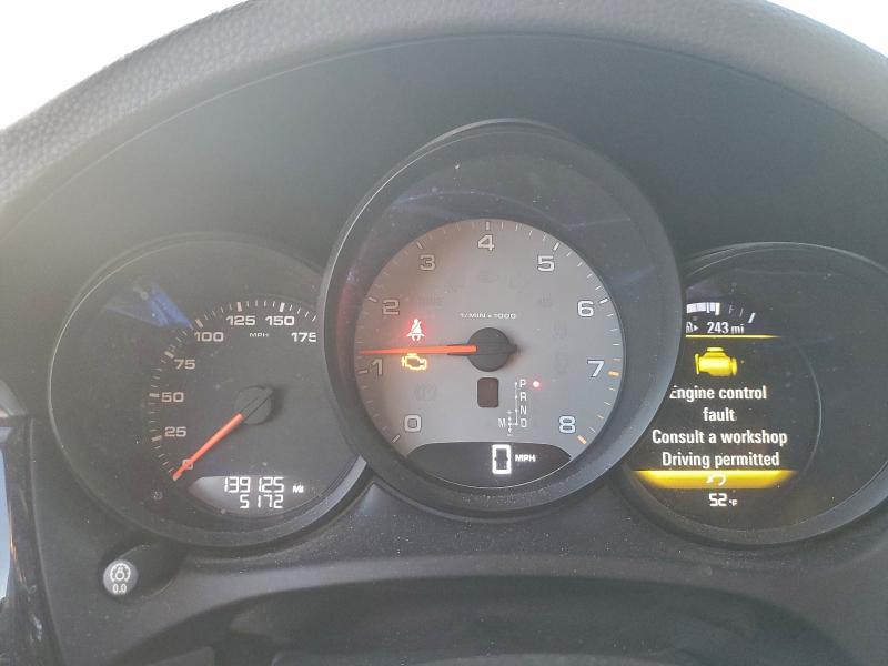 Фото 9 - PORSCHE MACAN