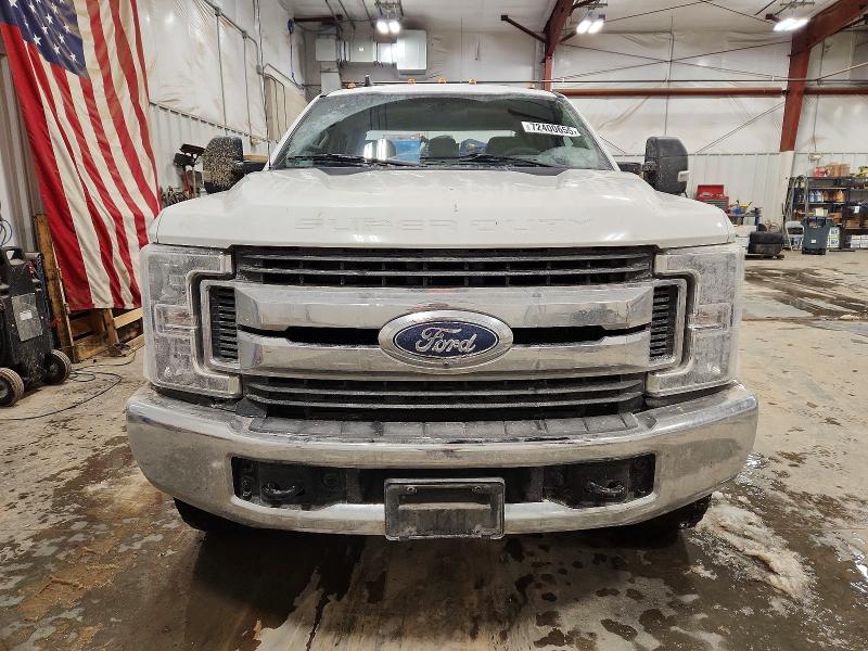 Фото 5 - FORD F350