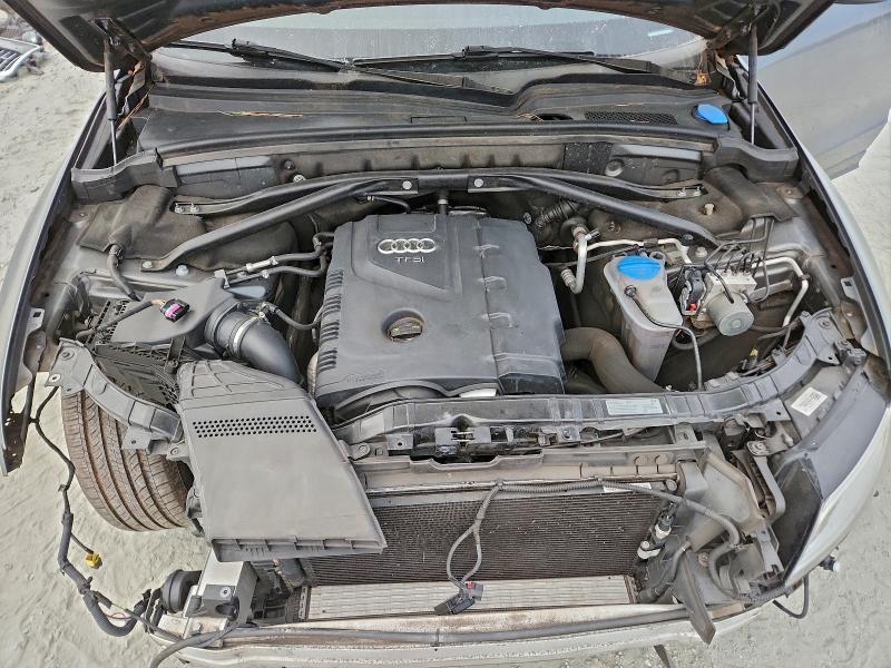 Фото 11 - AUDI Q5