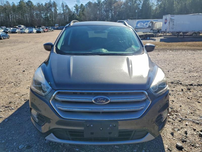 Фото 5 - FORD ESCAPE