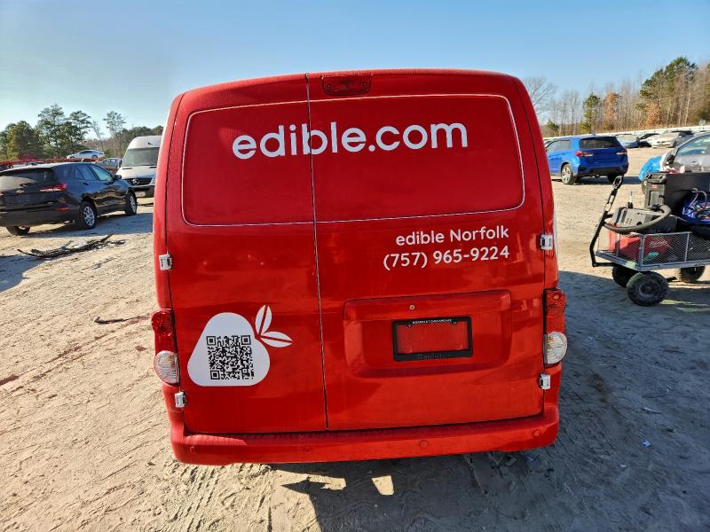 Фото 6 - NISSAN NV