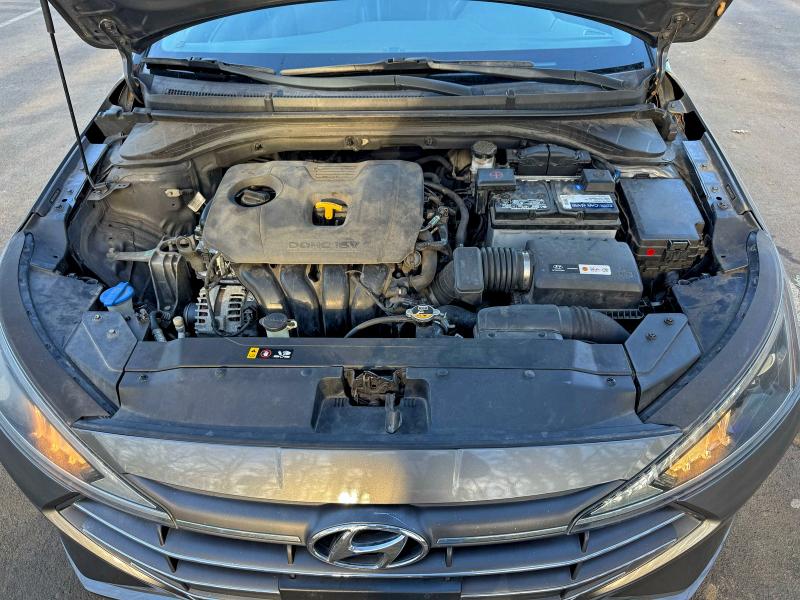 Фото 7 - HYUNDAI ELANTRA