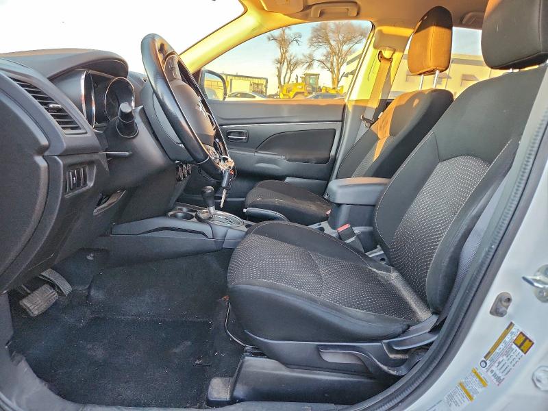 Фото 7 - MITSUBISHI OUTLANDER