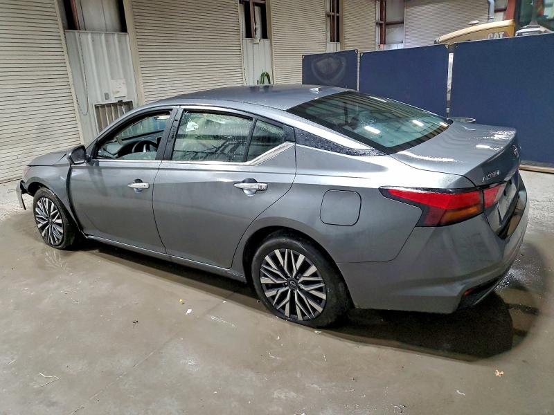 Фото 2 - NISSAN ALTIMA