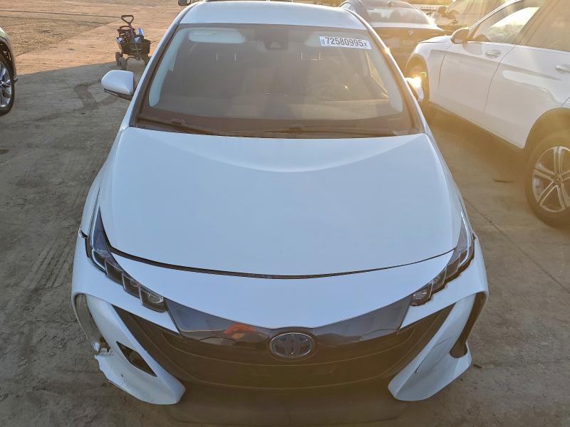 Фото 5 - TOYOTA PRIUS