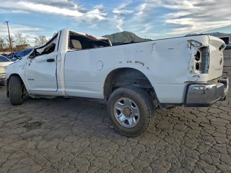 Фото 2 - RAM 2500