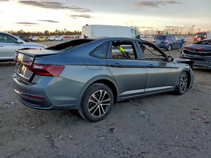 Фото 3 - VOLKSWAGEN JETTA