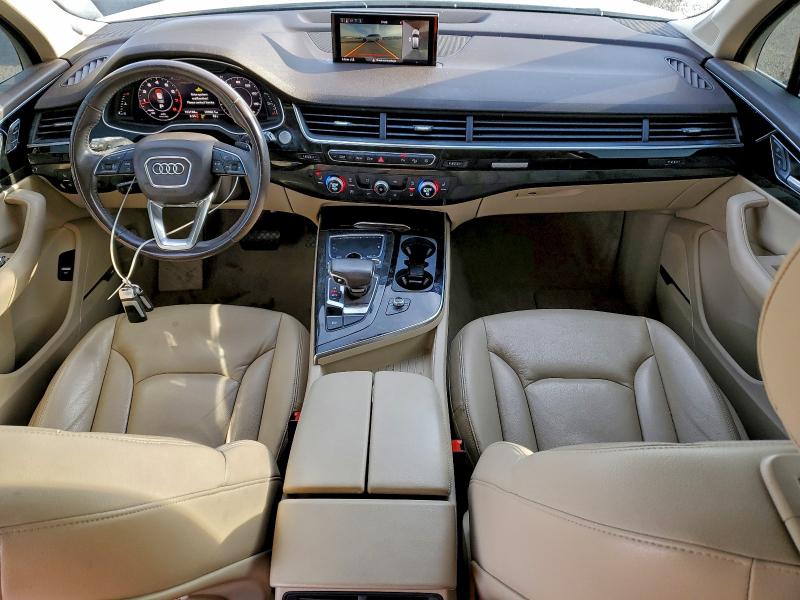 Фото 8 - AUDI Q7