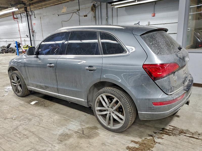 Фото 2 - AUDI Q5