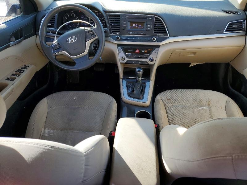 Фото 8 - HYUNDAI ELANTRA