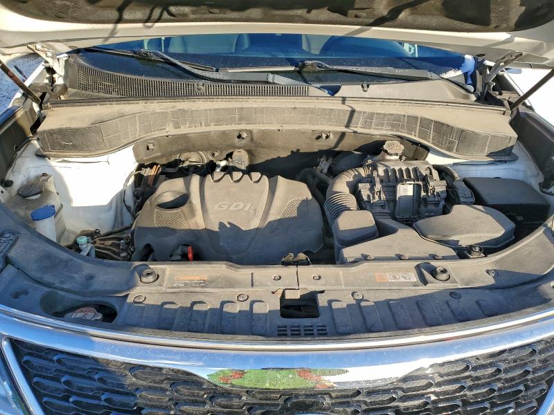 Фото 12 - KIA SORENTO