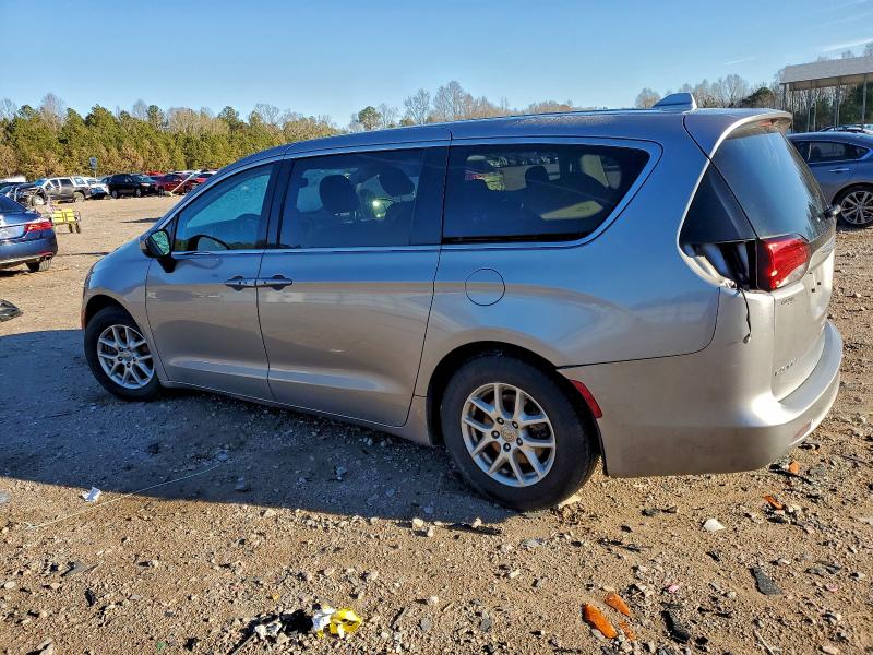 Фото 2 - CHRYSLER PACIFICA