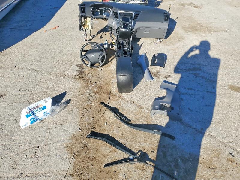 Фото 11 - HYUNDAI SONATA