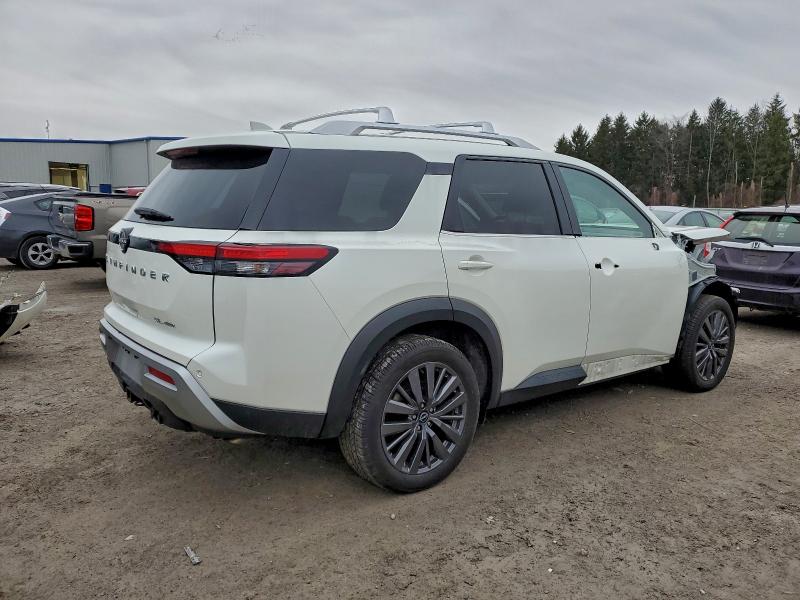 Фото 3 - NISSAN PATHFINDER