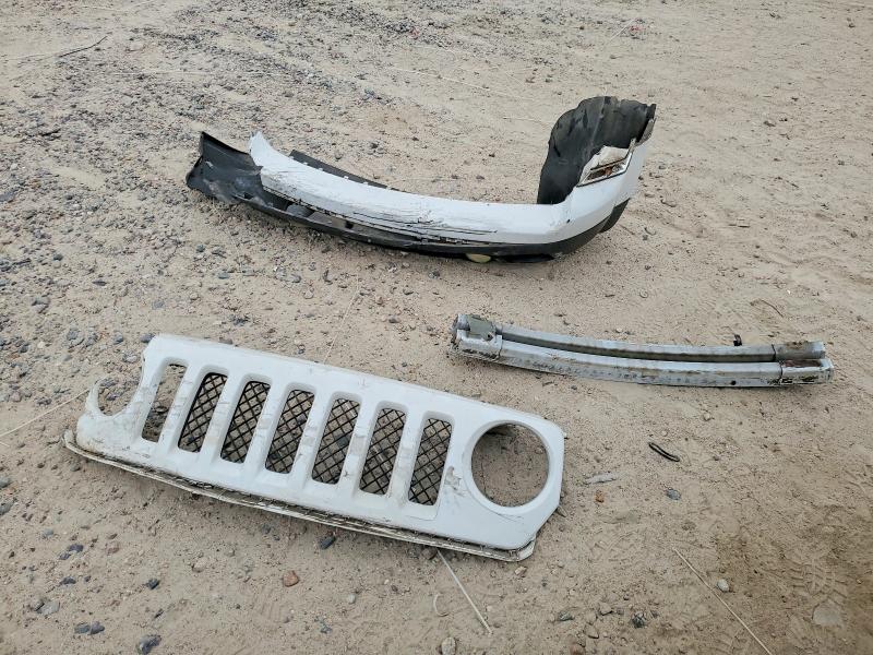 Фото 13 - JEEP PATRIOT