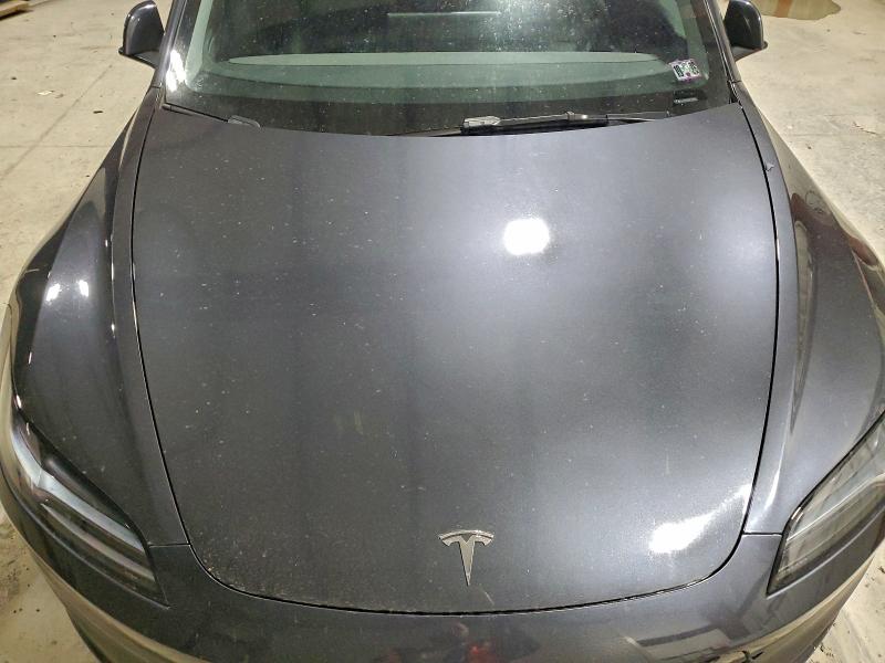 Фото 11 - TESLA MODEL 3