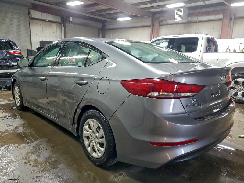 Фото 2 - HYUNDAI ELANTRA