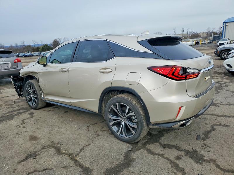 Фото 2 - LEXUS RX350