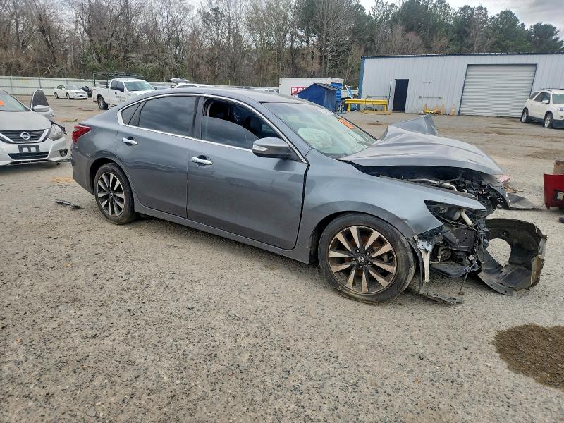 Фото 4 - NISSAN ALTIMA